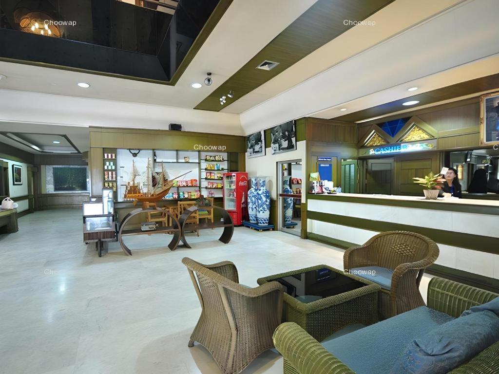 Pailyn Phitsanulok Hotel Kültér fotó