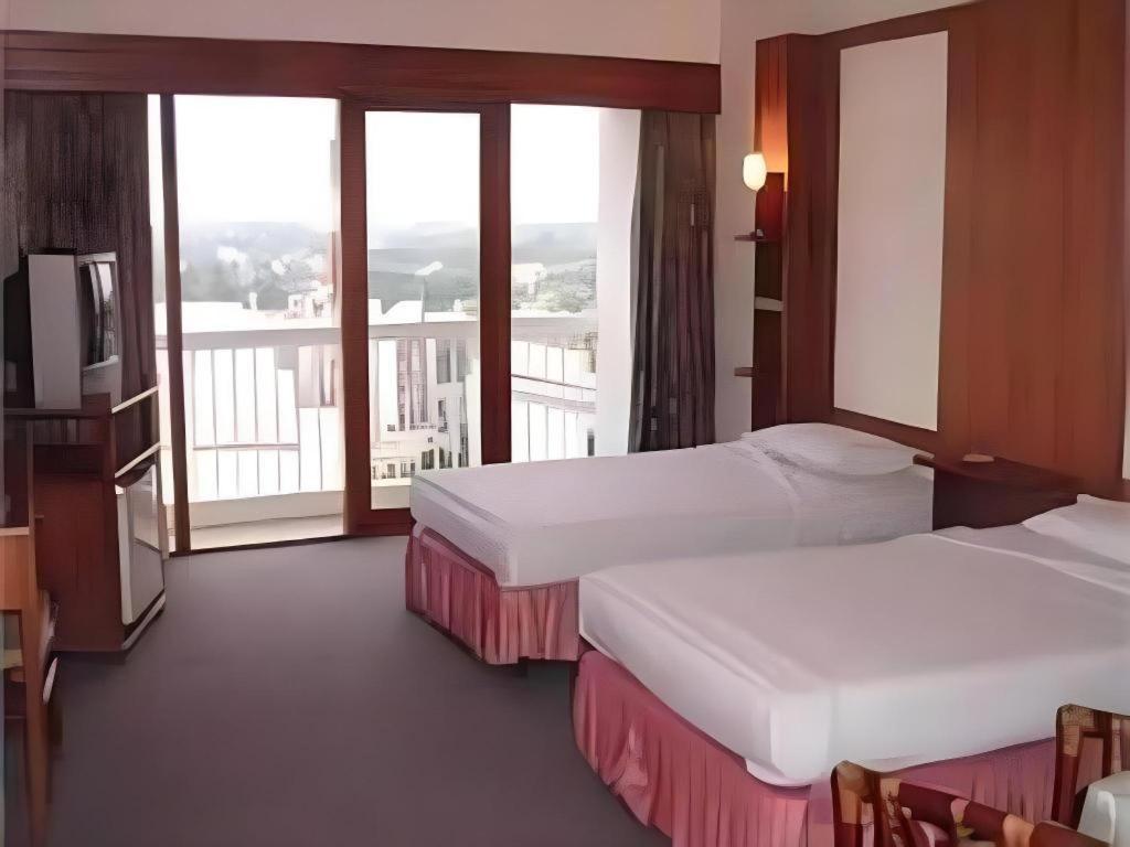 Pailyn Phitsanulok Hotel Kültér fotó