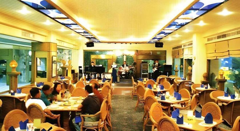 Pailyn Phitsanulok Hotel Kültér fotó