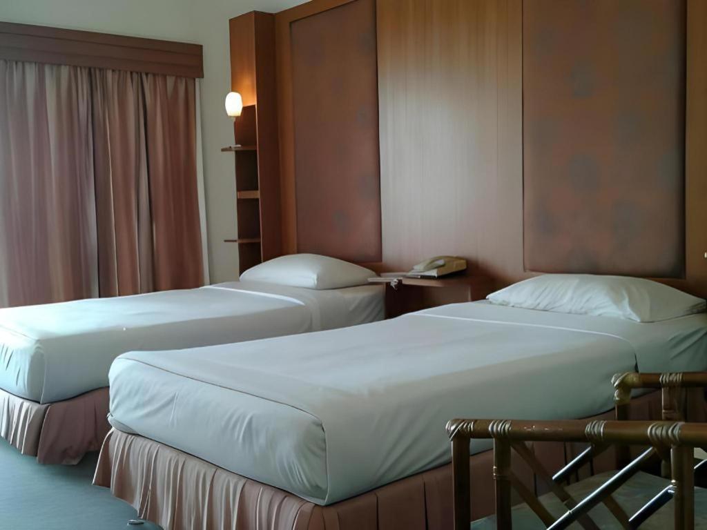Pailyn Phitsanulok Hotel Kültér fotó