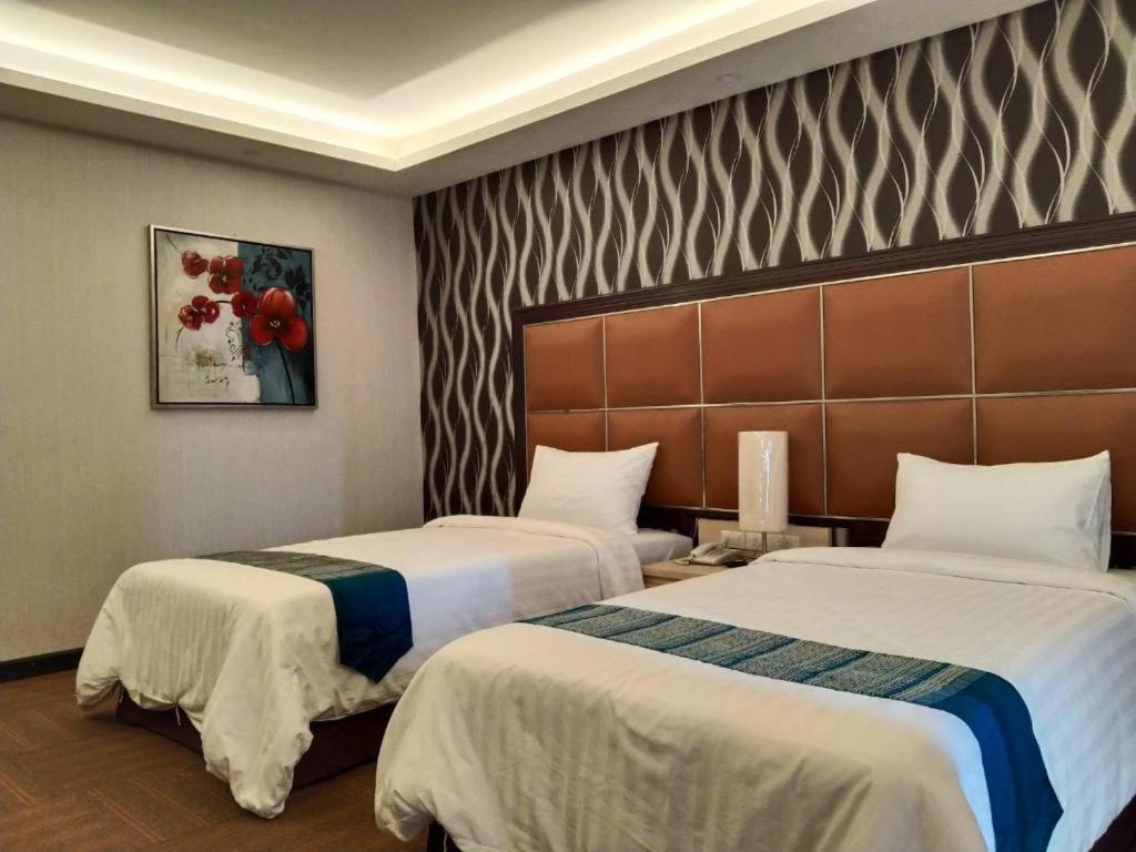 Pailyn Phitsanulok Hotel Kültér fotó