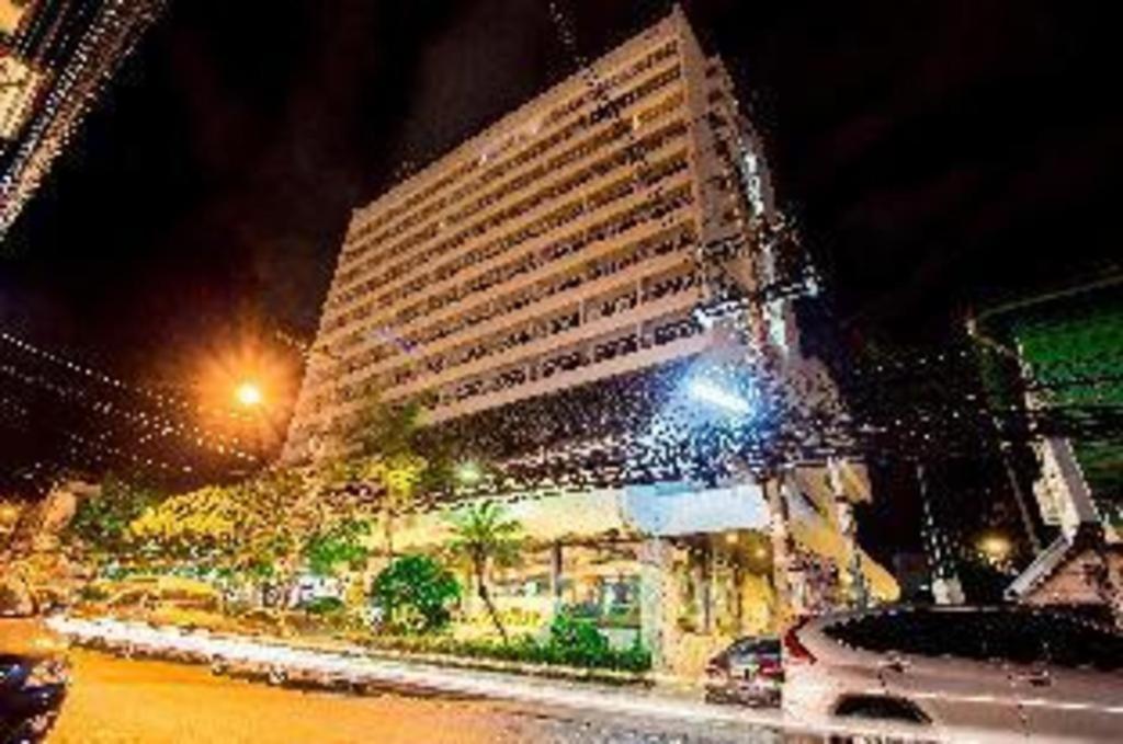 Pailyn Phitsanulok Hotel Kültér fotó