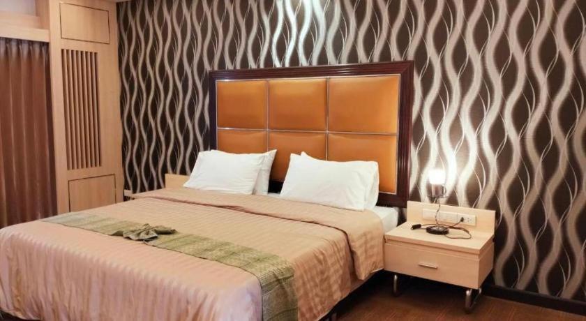 Pailyn Phitsanulok Hotel Kültér fotó