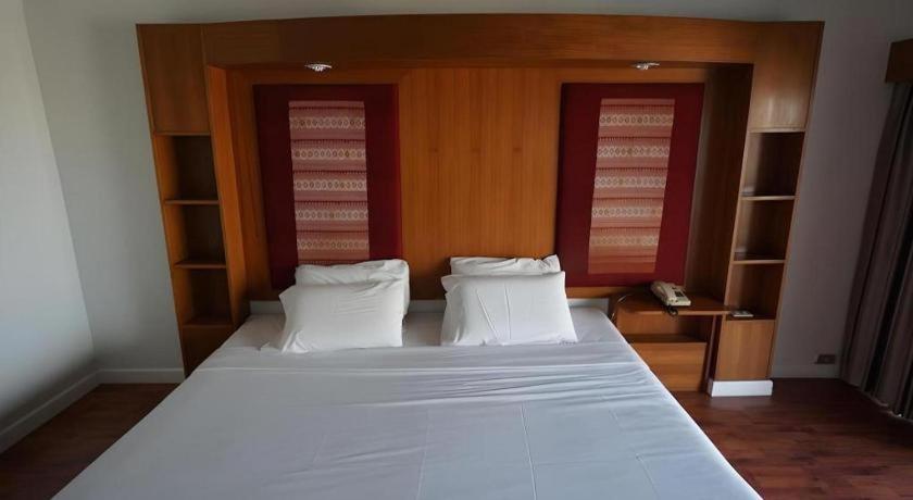 Pailyn Phitsanulok Hotel Kültér fotó